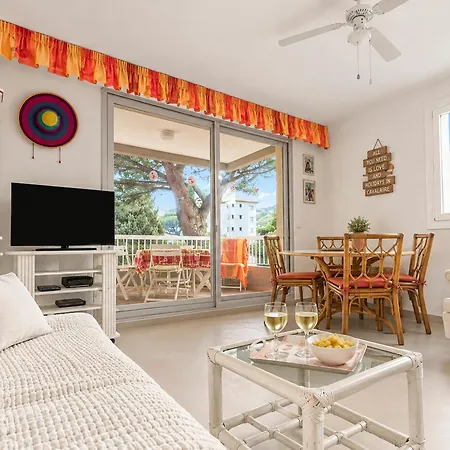 Appartement T2 Cavalaire, Balcon & Parking