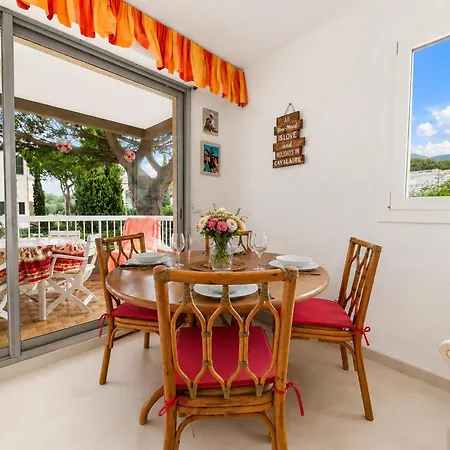T2 Cavalaire, Balcon & Parking