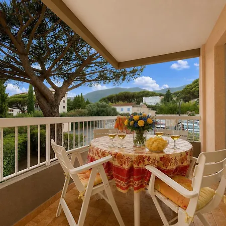 Appartement T2 Cavalaire, Balcon & Parking